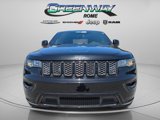 Used 2020 Jeep Grand Cherokee Altitude image 3