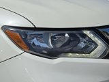 Used 2017 Nissan Rogue SV image 5