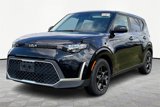 Used 2023 Kia Soul LX w/ LX Technology Package image 3