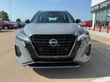 Used 2023 Nissan Kicks SR w/ SR Premium Package image 2