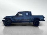 Used 2022 Jeep Gladiator Willys image 3