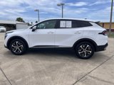Used 2023 Kia Sportage EX image 6