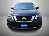 Used 2019 Nissan Pathfinder S image 2