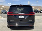 New 2025 Chrysler Pacifica Select image 5