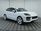 Used 2024 Porsche Cayenne image 3