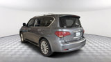 Used 2016 INFINITI QX80 4WD w/ Deluxe Technology Package image 4