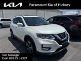Used 2017 Nissan Rogue SL w/ SL Premium Package image 2