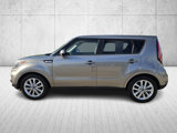 Used 2017 Kia Soul + image 4