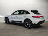 Certified 2024 Porsche Macan image 3