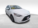 Used 2019 Toyota Yaris LE image 4