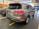 Used 2016 Kia Sorento LX w/ LX Convenience Package image 4
