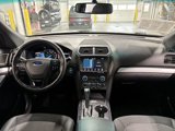 Used 2017 Ford Explorer XLT w/ Equipment Group 201A image 5