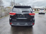 Used 2018 Toyota Highlander XLE image 5