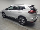 Used 2018 Nissan Rogue SL w/ Premium Package image 3
