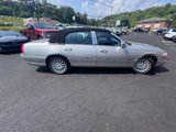 Used 2005 Lincoln Town Car Signature image 5