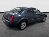 Used 2007 Chrysler 300 C image 4