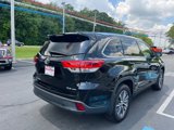 Used 2017 Toyota Highlander XLE image 4