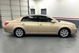Used 2010 Toyota Avalon image 4