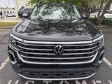 Used 2024 Volkswagen Atlas SE image 2