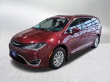 Used 2017 Chrysler Pacifica Touring-L image 3