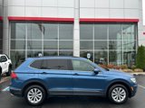 Used 2018 Volkswagen Tiguan SE w/ Panoramic Sunroof Package image 2