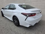 Used 2023 Toyota Camry SE image 3