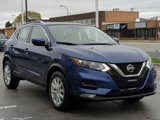 Certified 2022 Nissan Rogue Sport SV image 3
