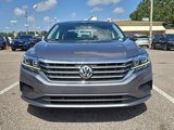 Used 2022 Volkswagen Passat 2.0T SE image 3