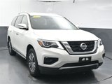 Used 2017 Nissan Pathfinder S image 2