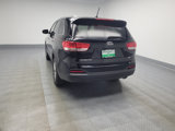 Used 2017 Kia Sorento LX image 6
