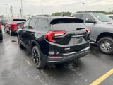 Used 2022 GMC Terrain SLE w/ Driver Convenience Package image 3