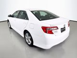 Used 2014 Toyota Camry L image 5