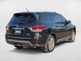 Used 2016 Nissan Pathfinder Platinum image 5