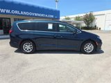 Used 2022 Chrysler Pacifica Touring-L image 3