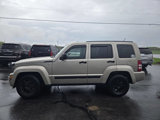 Used 2011 Jeep Liberty Sport image 4