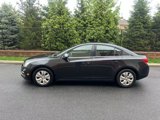 Used 2015 Chevrolet Cruze LT image 2