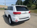 Used 2017 Jeep Grand Cherokee Laredo w/ Quick Order Package 23E image 2