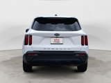 Used 2021 Kia Sorento LX image 4