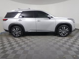Used 2022 Nissan Pathfinder Platinum w/ Cargo Package image 6