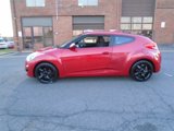 Used 2013 Hyundai Veloster image 2