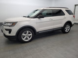 Used 2018 Ford Explorer XLT image 2
