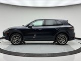 Certified 2023 Porsche Cayenne image 2