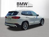 Used 2022 BMW X5 xDrive40i w/ Climate Comfort Package image 4