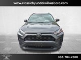 Used 2019 Toyota RAV4 LE image 2