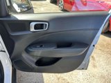 Used 2022 Hyundai Venue SE w/ Cargo Package image 6