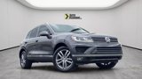 Used 2016 Volkswagen Touareg TDI image 2