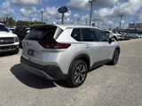 Used 2023 Nissan Rogue SV image 3