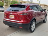 Used 2020 Nissan Rogue Sport SV image 4