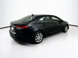 Used 2021 Toyota Corolla LE image 5