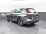 Used 2018 Volkswagen Tiguan SEL image 3